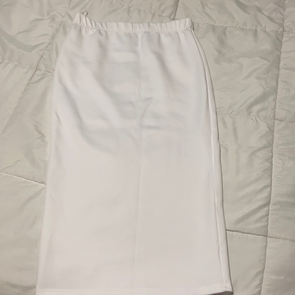 Highwasted White pencil skirt